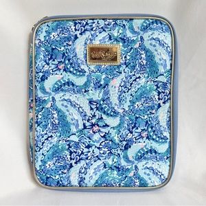 Lilly Pulitzer® Folio Document Organizer Sized to fit Lilly planners
